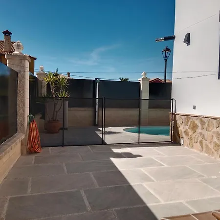 Villa Pablo, Despenaperros Santa Elena